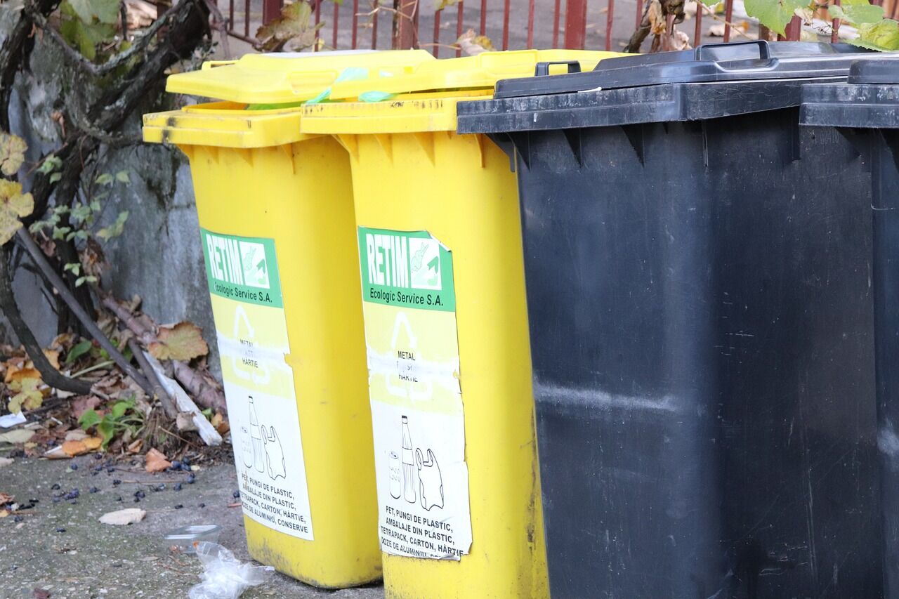 Trash cans should be used only for the items that cannot be recycled or repurposed